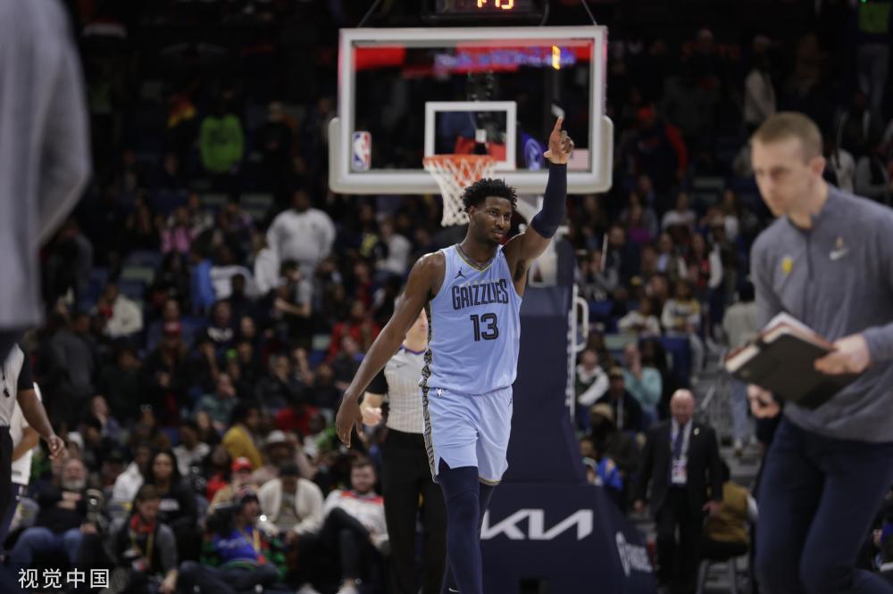 尤其在面对 尤其在面对